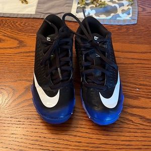Nike baseball cleats